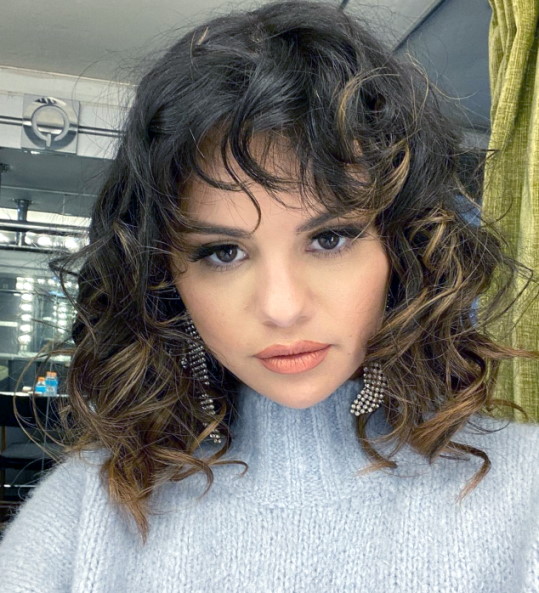 Selena Gomez Saç Rengi